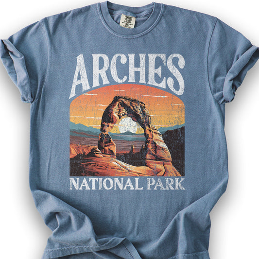 Arches National Park "Big and Bold" T-Shirt - Blue Jean