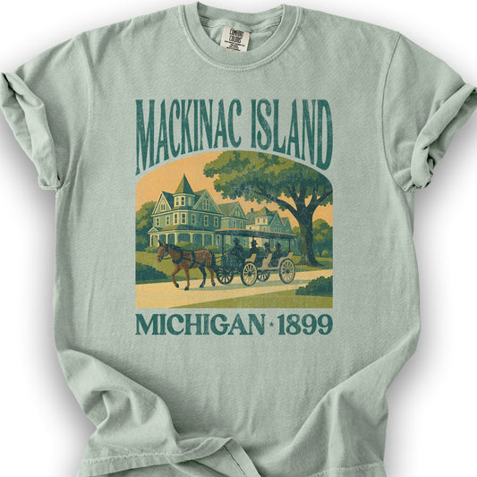Mackinac Island Michigan "Big and Bold" T-Shirt - Bay