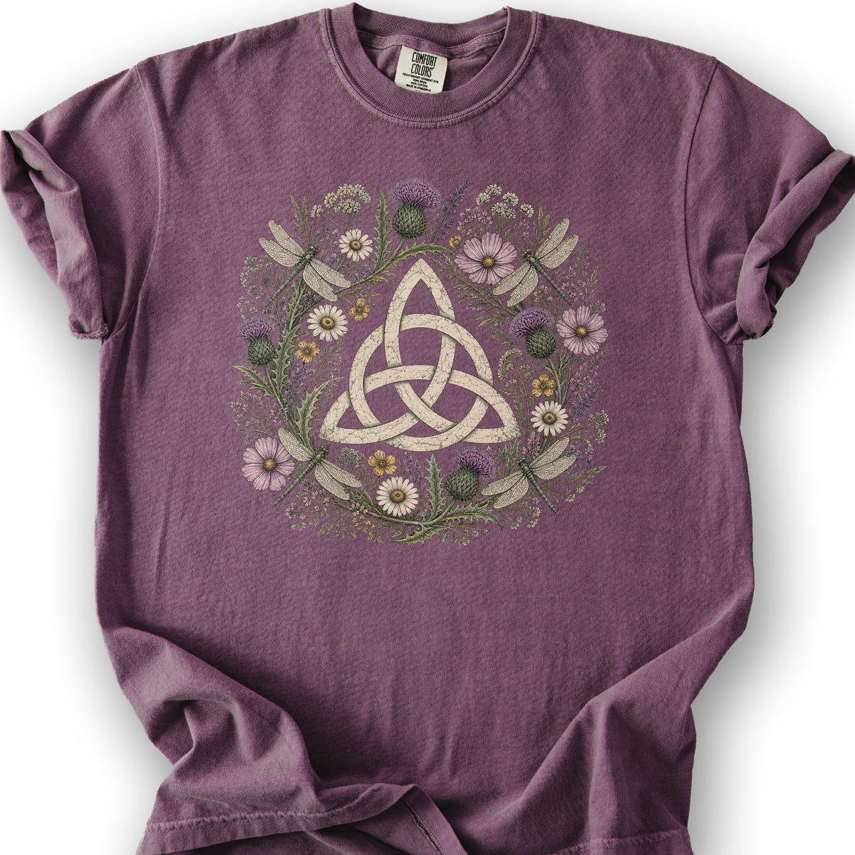 Trinity Knot Wreath T-Shirt - Berry