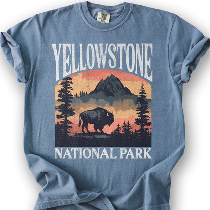 Yellowstone National Park "Big and Bold" T-Shirt - Blue Jean
