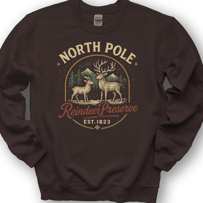 North Pole Reindeer Preserve Vintage Print Sweatshirt - Dark Chocolate