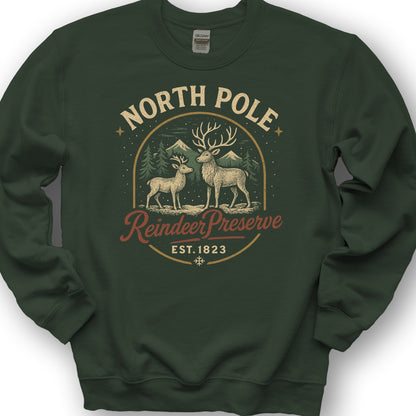 North Pole Reindeer Preserve Vintage Print Sweatshirt - Forest Green