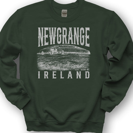 Newgrange Ireland Sketch Sweatshirt - Forest Green