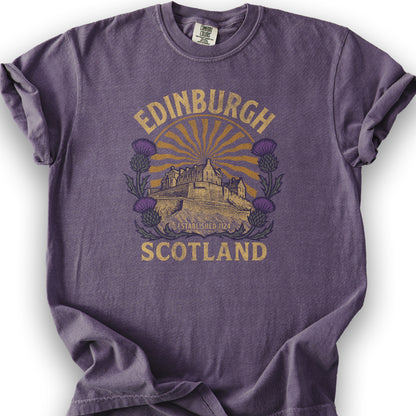 Edinburgh Scotland Retro Sunburst T-Shirt - Grape