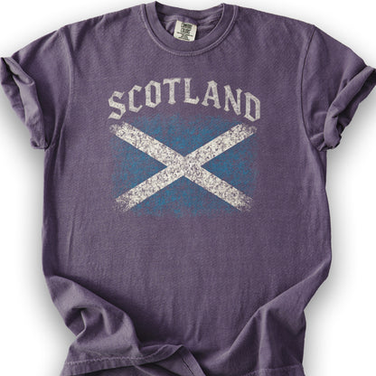 Scotland Distressed Vintage Flag T-Shirt - Grape