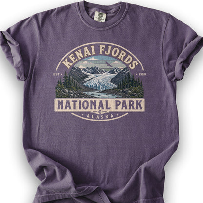 Kenai Fjords Medallion T-Shirt - Grape