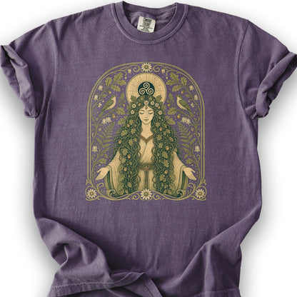 Celtic Goddess T-Shirt - Grape
