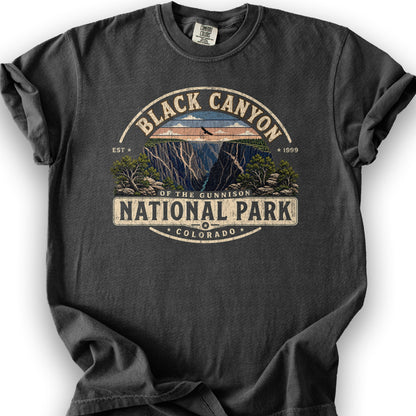 Black Canyon Medallion T-Shirt - Graphite