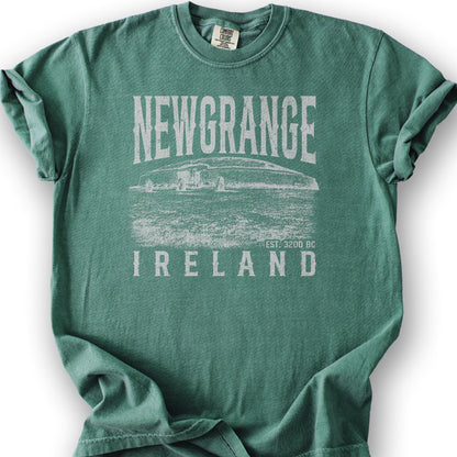 Newgrange Ireland Sketch T-Shirt - Light Green