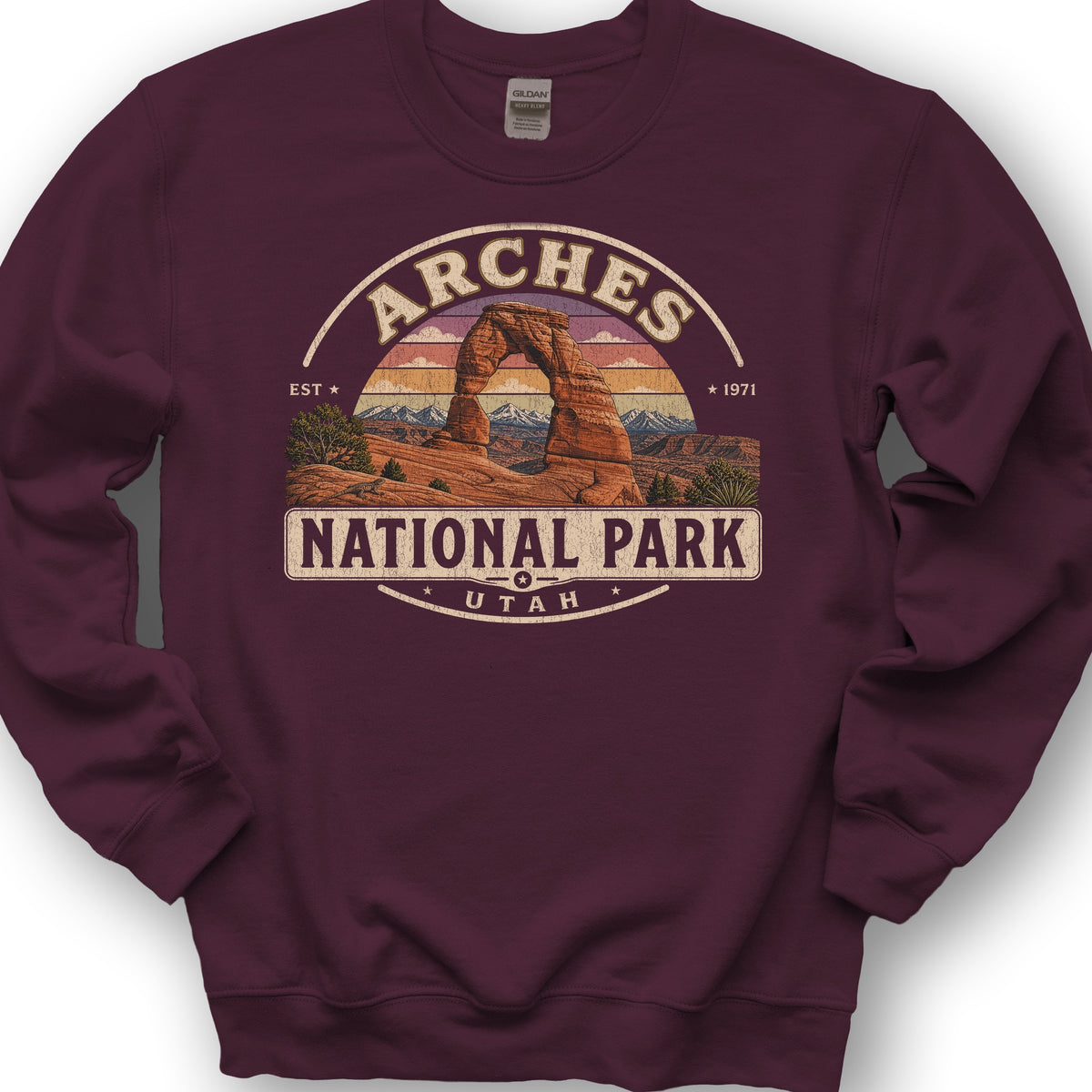 Arches Medallion Sweatshirt - Maroon