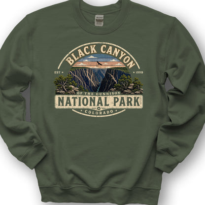 Black Canyon Medallion Sweatshirt - Military Green