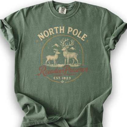 North Pole Reindeer Preserve Vintage Print T-Shirt - Moss