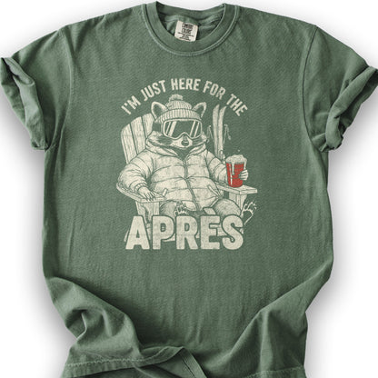 Just Here for the Apres "Raccoon" T-shirt - Moss