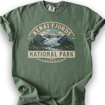 Kenai Fjords Medallion T-Shirt - Moss