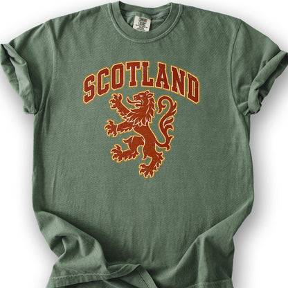 Red Vintage Rampant Lion T-Shirt - Moss