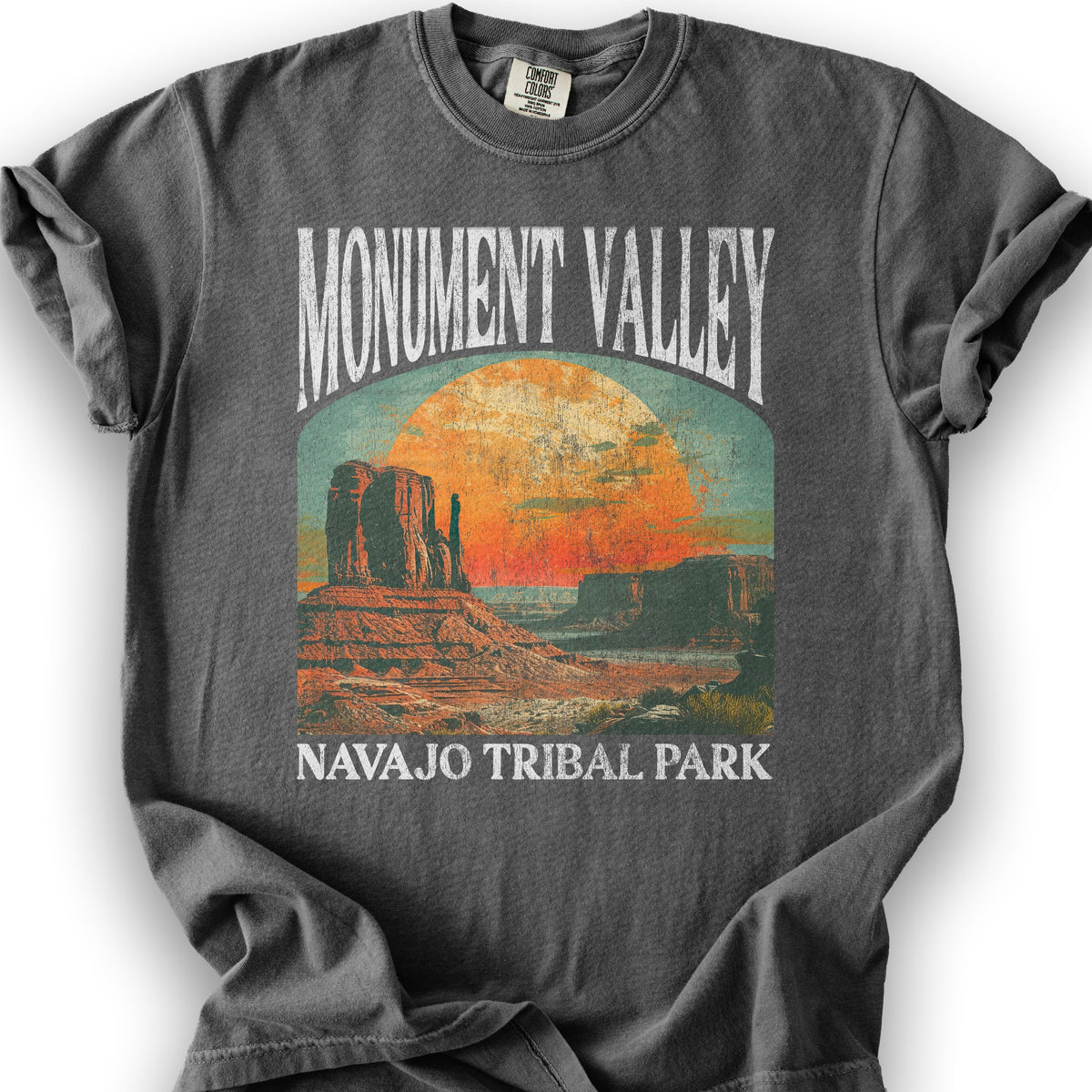 Monument Valley Arizona "Big and Bold" T-Shirt - Pepper