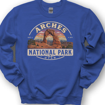 Arches Medallion Sweatshirt - Royal