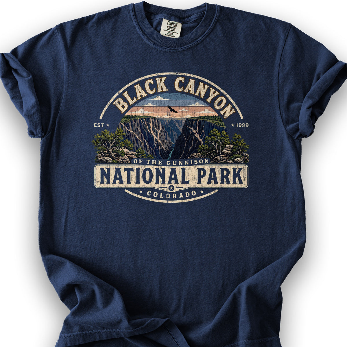 Black Canyon Medallion T-Shirt - True Navy