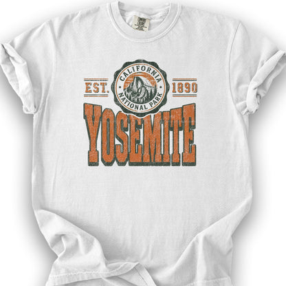 Yosemite Retro Scoop T-Shirt - Yosemite_Retro_Varisty_V01 - White