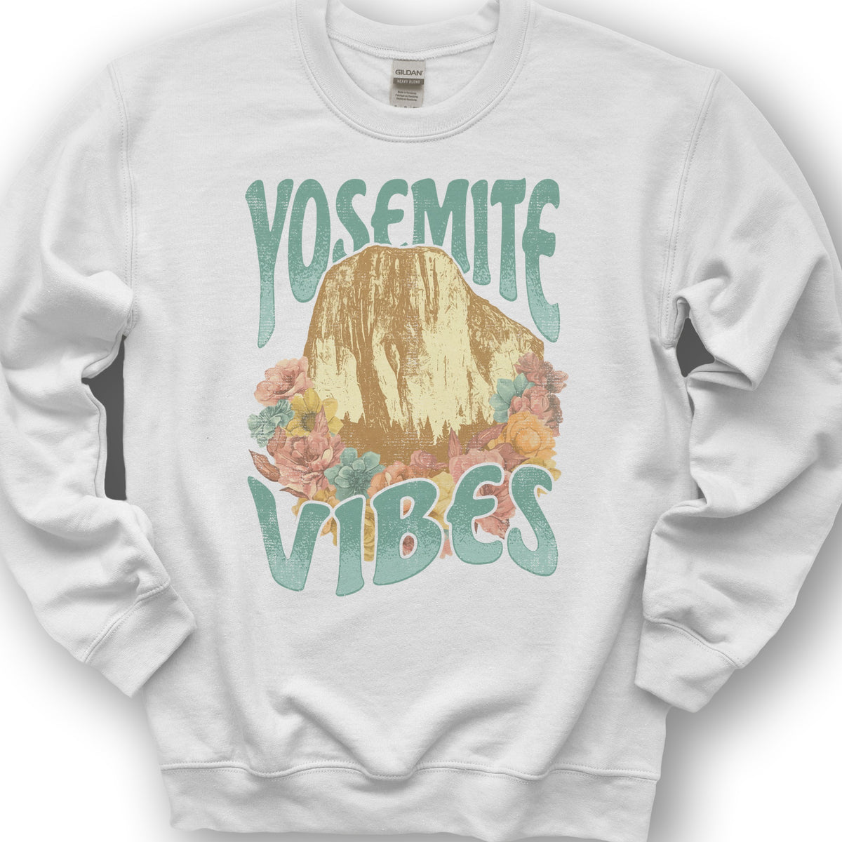 Yosemite Vibes Sweatshirt - White